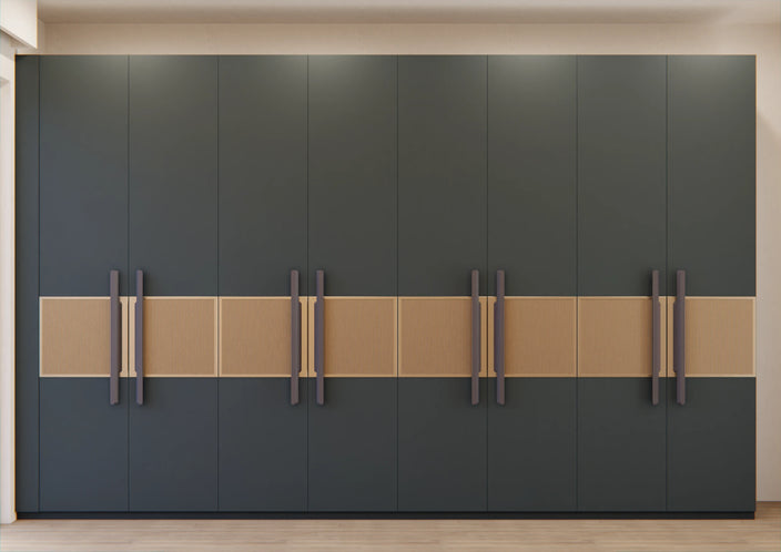Website_Tenere_Wardrobe_Landscape.webp4