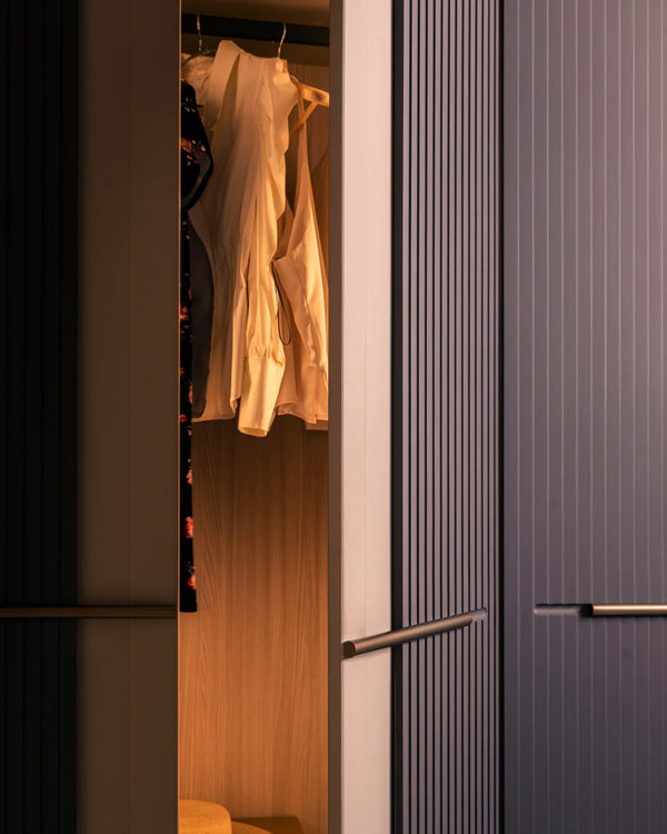 Website_Wardrobe_Gallery_Contra_ (4).webp
